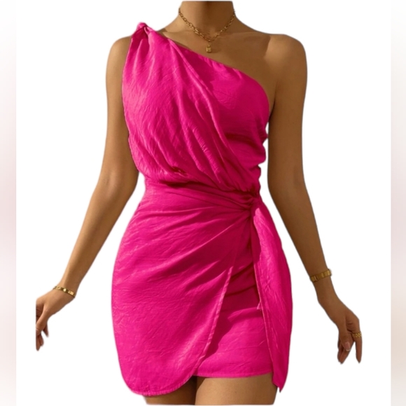 SHEIN HOT PINK ONE SHOULDER SIDE WRAP DRESS NIP/NWT - Picture 3 of 7
